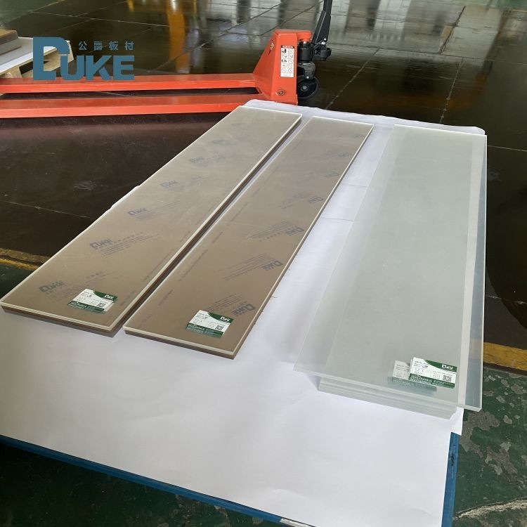 ضد الصفراء المخصصة الصفحة الأكريليك الواضحة سميكة لوحة PMMA للنوافذ الخارجية CNC القطع 10mm