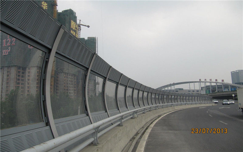 5mm-20mm Virgin MMA Cast Acrylic Sheet لوحة صوتية مقاومة للطقس للسياج الحاجز للصوت